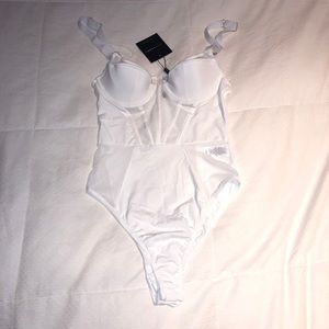 SOLD‼️‼️‼️Brand new one piece bodysuit (WHITE)